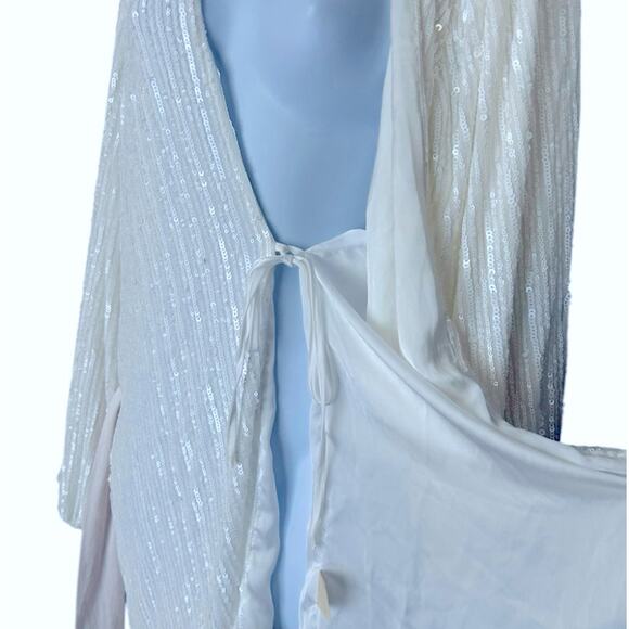 Malibu Bum Bohdii Wrap Mini Dress Women's Small White Sequin Cocktail Party NEW - Picture 3 of 7